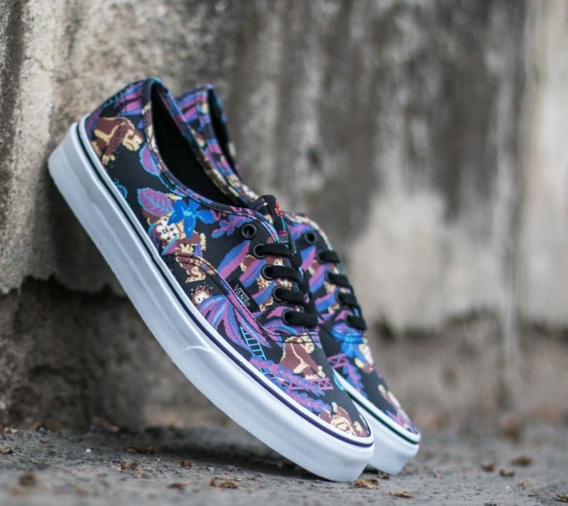 Vans Authentic Nintendo Donkey Kong Black