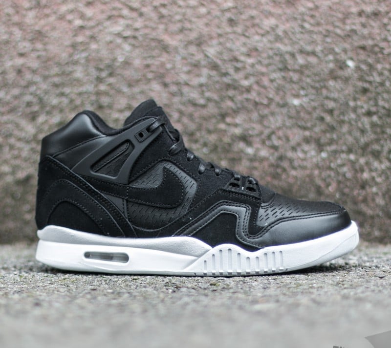 Vyriška avalynė Nike Air Tech Challenge II Laser Black/ Black-White