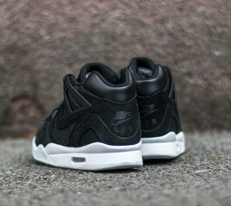 Vyriška avalynė Nike Air Tech Challenge II Laser Black/ Black-White