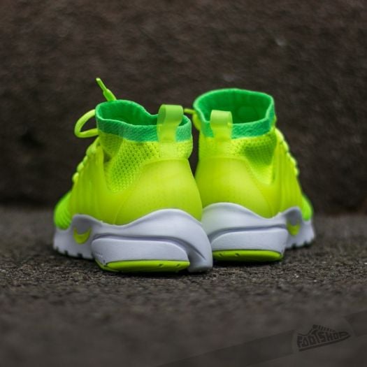 Nike yellow presto womens shop