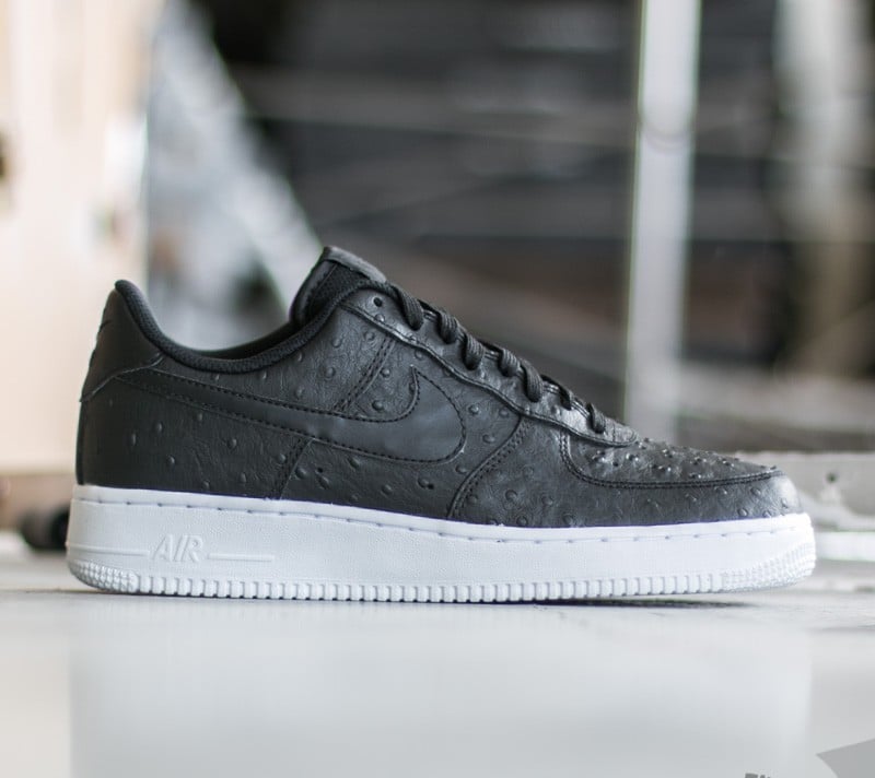 Scarpe uomo Nike Air Force 1 ´07 LV8 Black/ Black-White