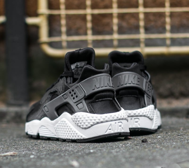 Huarache black clearance and white mens