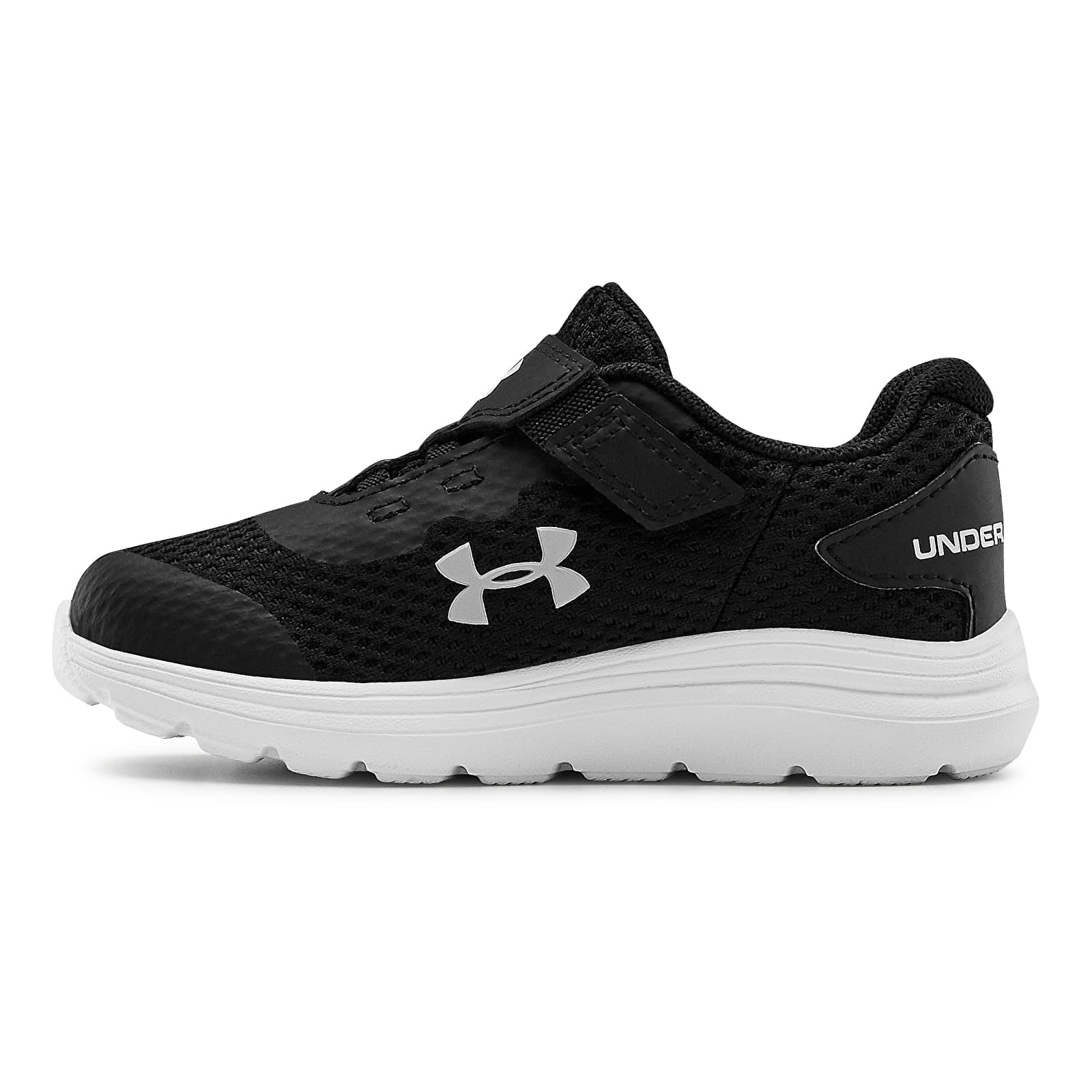 Vaikų sportbačiai ir batai Under Armour Inf Surge 2 AC Black