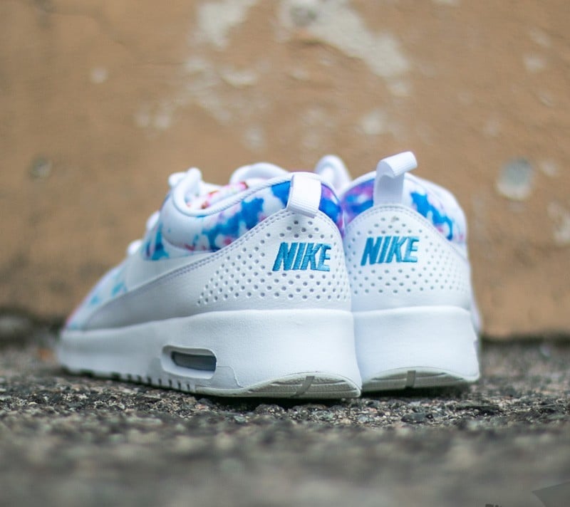 Chaussures et baskets femme Nike Wmns Air Max Thea Print White White University Cherry Blossom Footshop