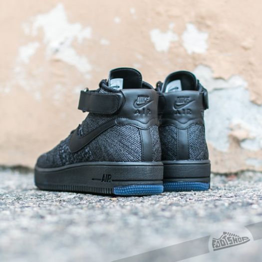 Nike flyknit mid top top