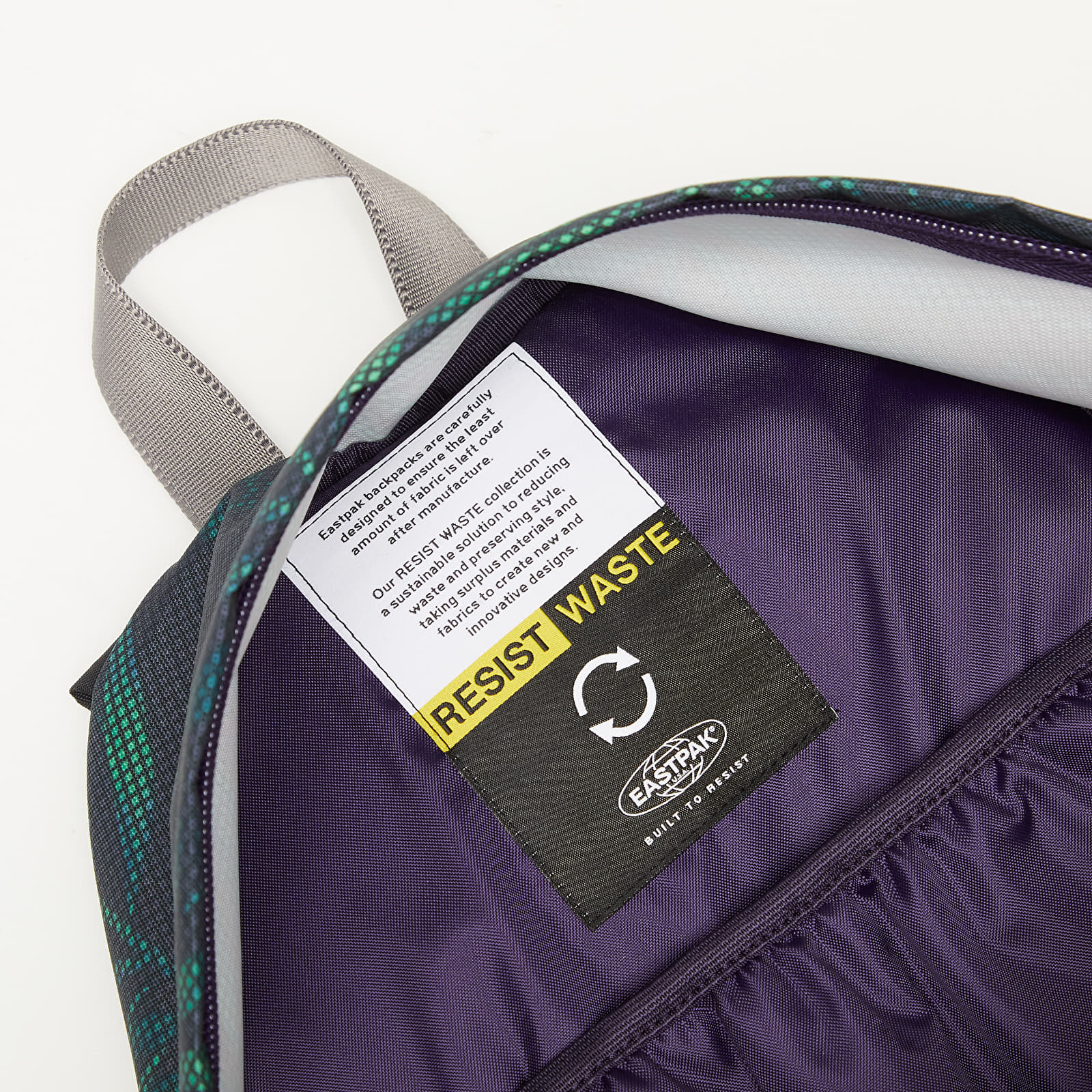 Eastpak material top