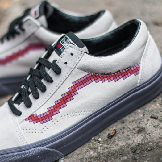 Men s shoes Vans Old Skool Nintendo Console Dove Footshop