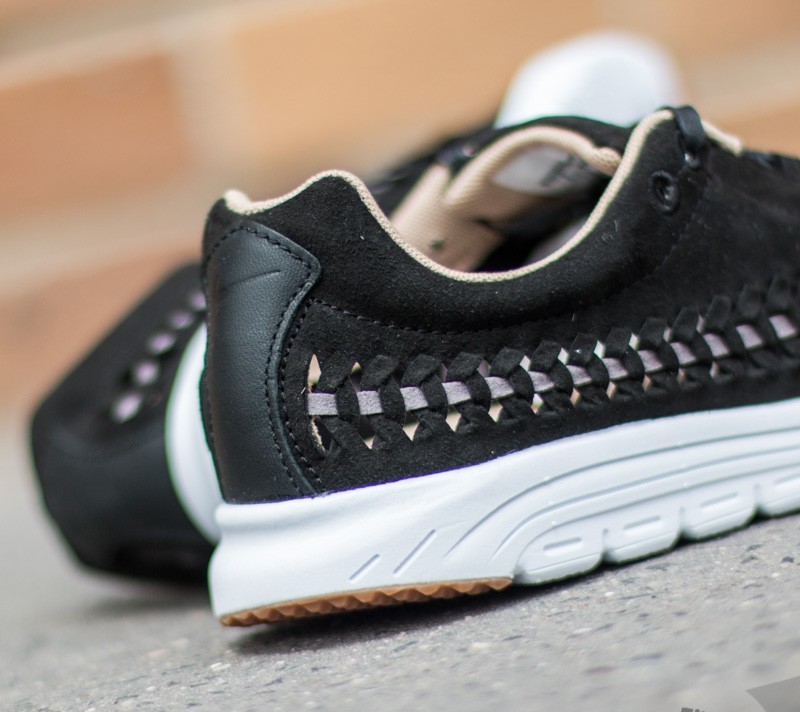 Dámské tenisky a boty Nike Wmns Mayfly Woven Black/ Dark Grey-White