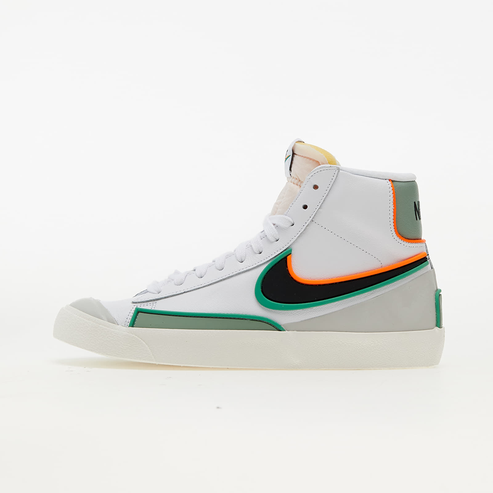 Încălțăminte și sneakerși pentru bărbați Nike Blazer Mid '77 Infinite White/ Black-Jade Smoke-Roma Green