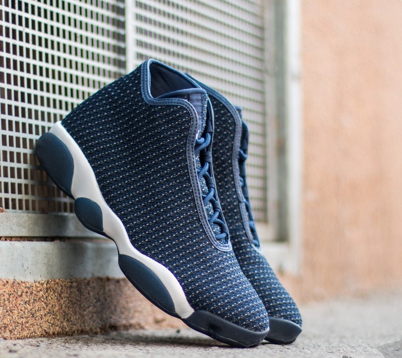 men-s-shoes-jordan-horizon-mid-navy-white-infrared-23-black-823581