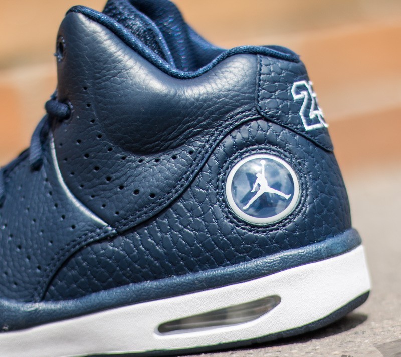 Férfi cipők Jordan Flight Tradition Midnight Navy/ White