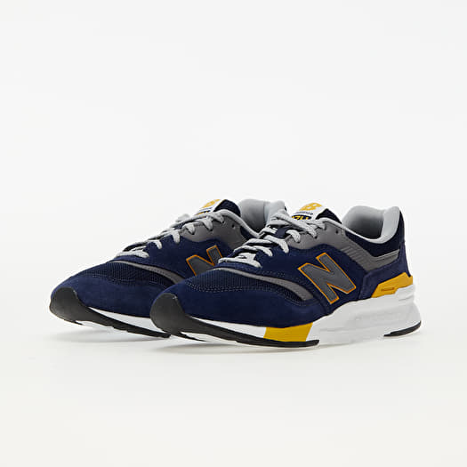 New Balance 997