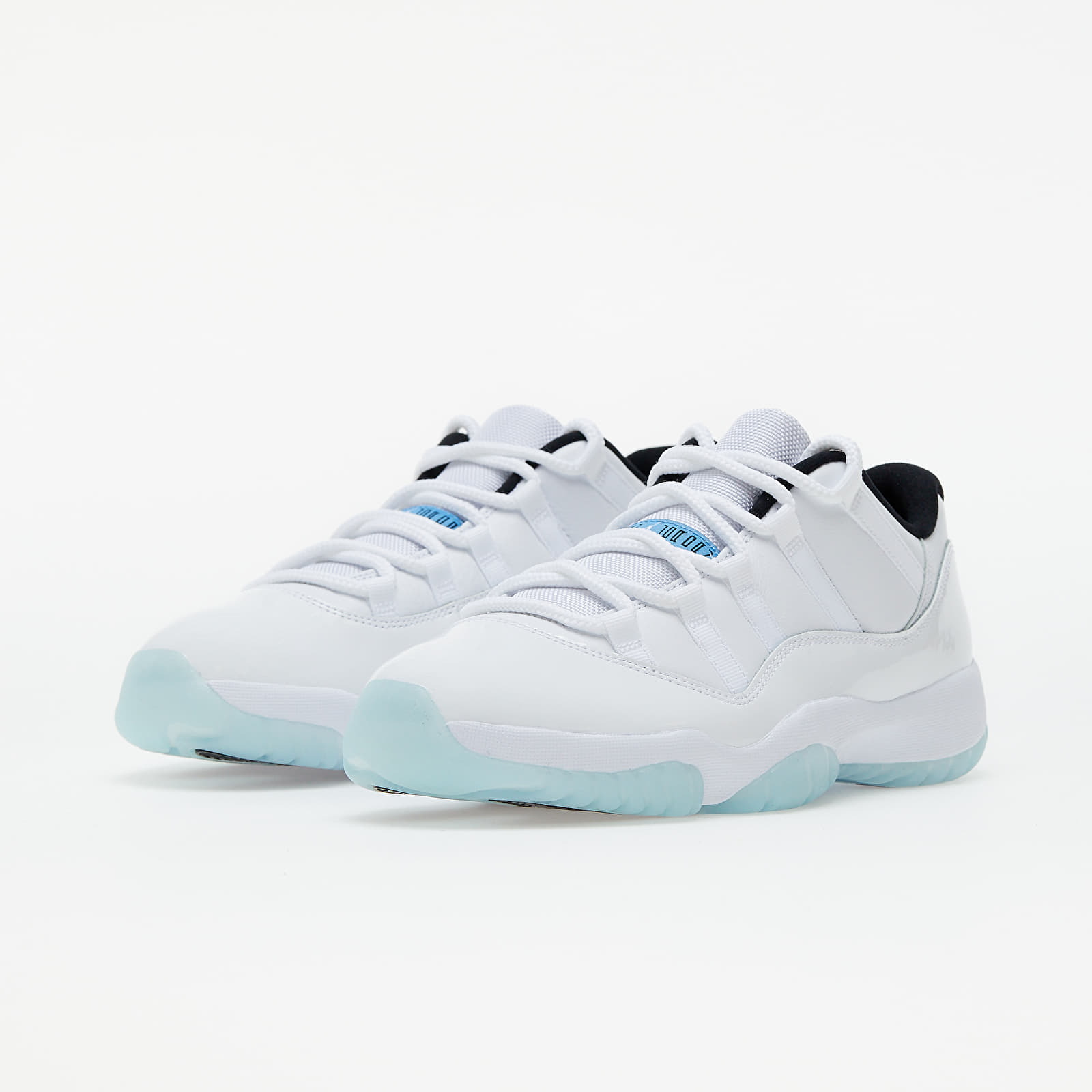 11 jordans online blue and white