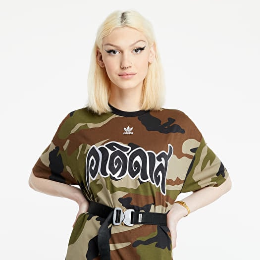 Adidas tee 2025 dress multicolor