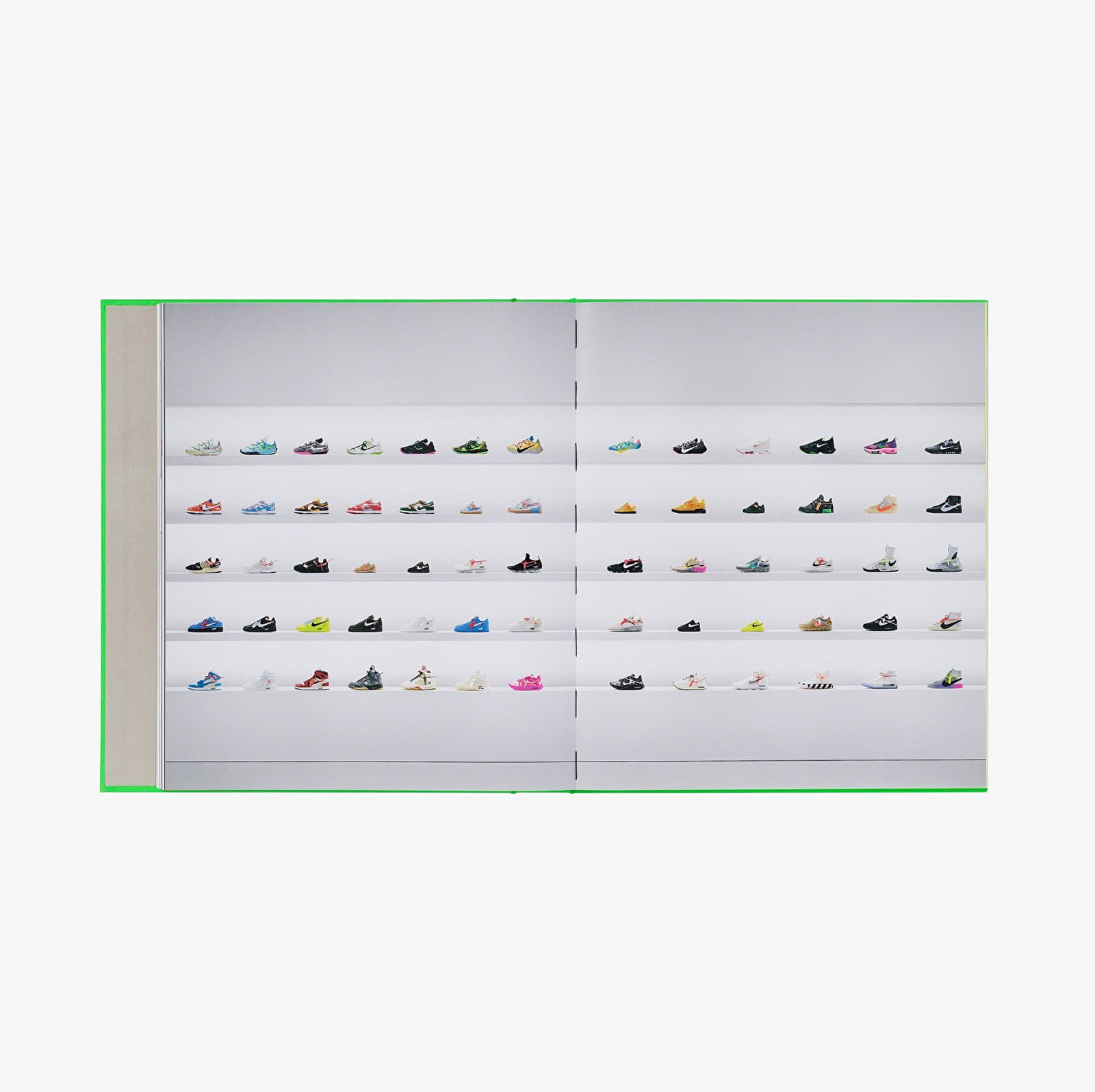 Bücher und Zeitschriften Virgil Abloh Nike Icons Something’s Off Book