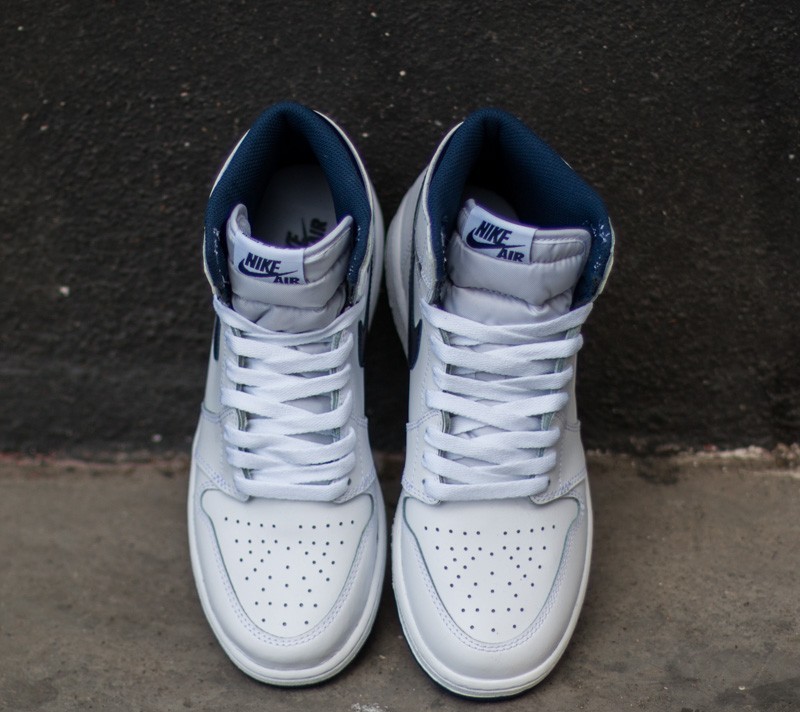 Jordan 1 retro outlet metallic navy