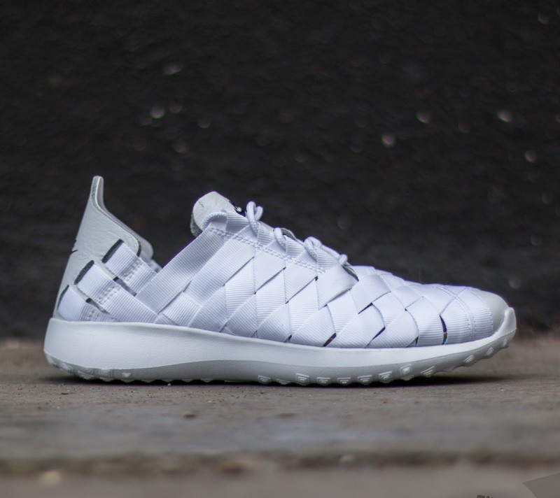 Women s shoes W Nike Juvenate Woven White Black Footshop