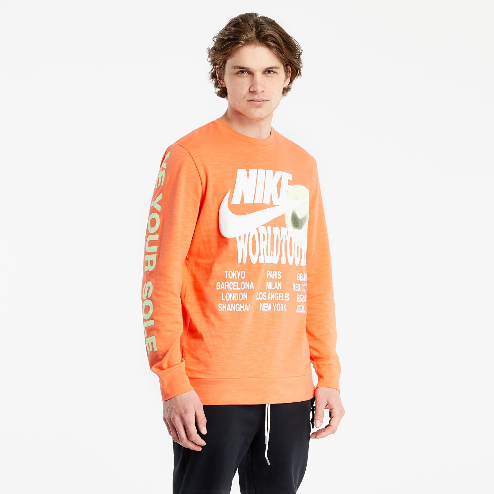 Black orange nike shirt sales