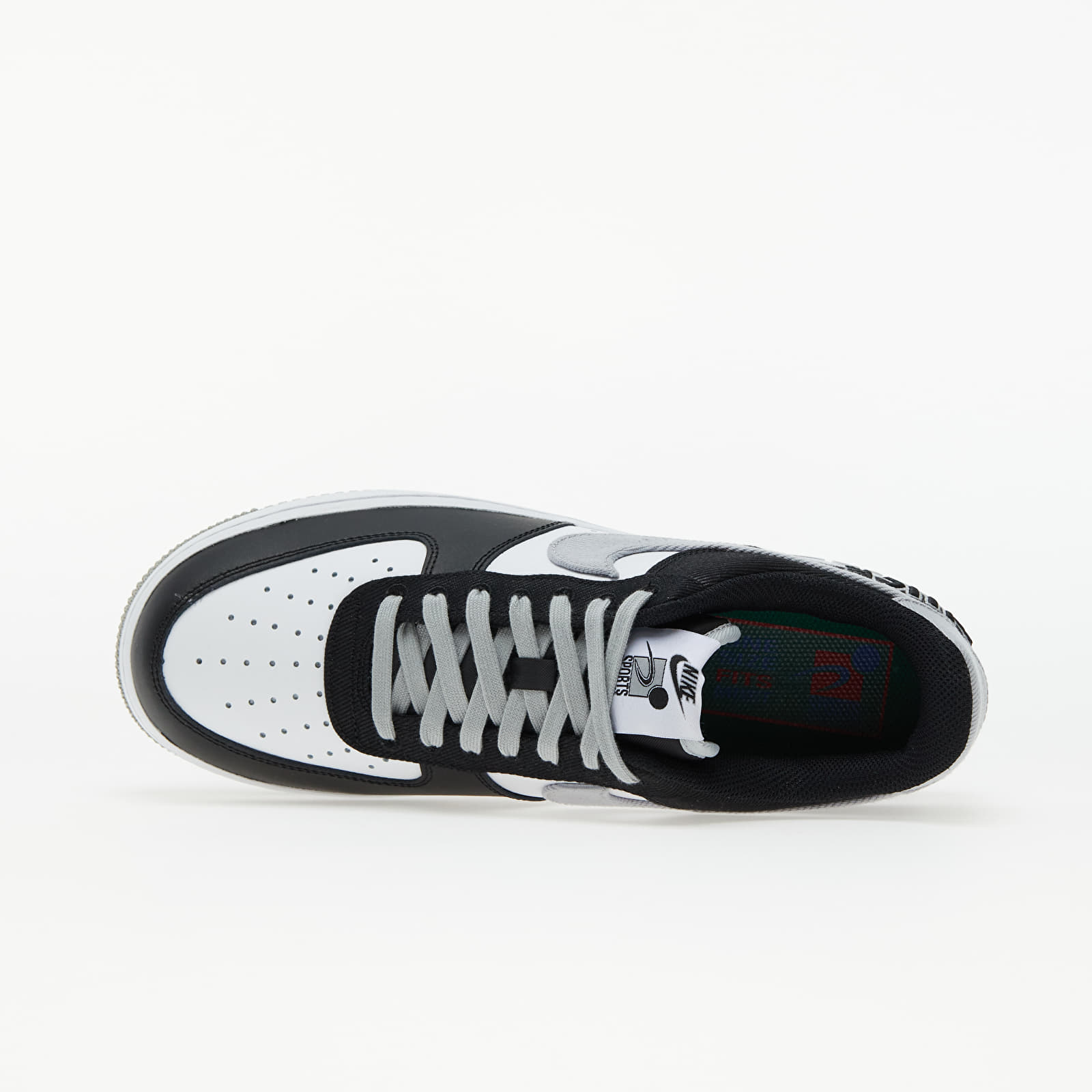 Sko til mænd Nike Air Force 1 '07 LV8 Emb Black/ Flt Silver-White-Pine Green