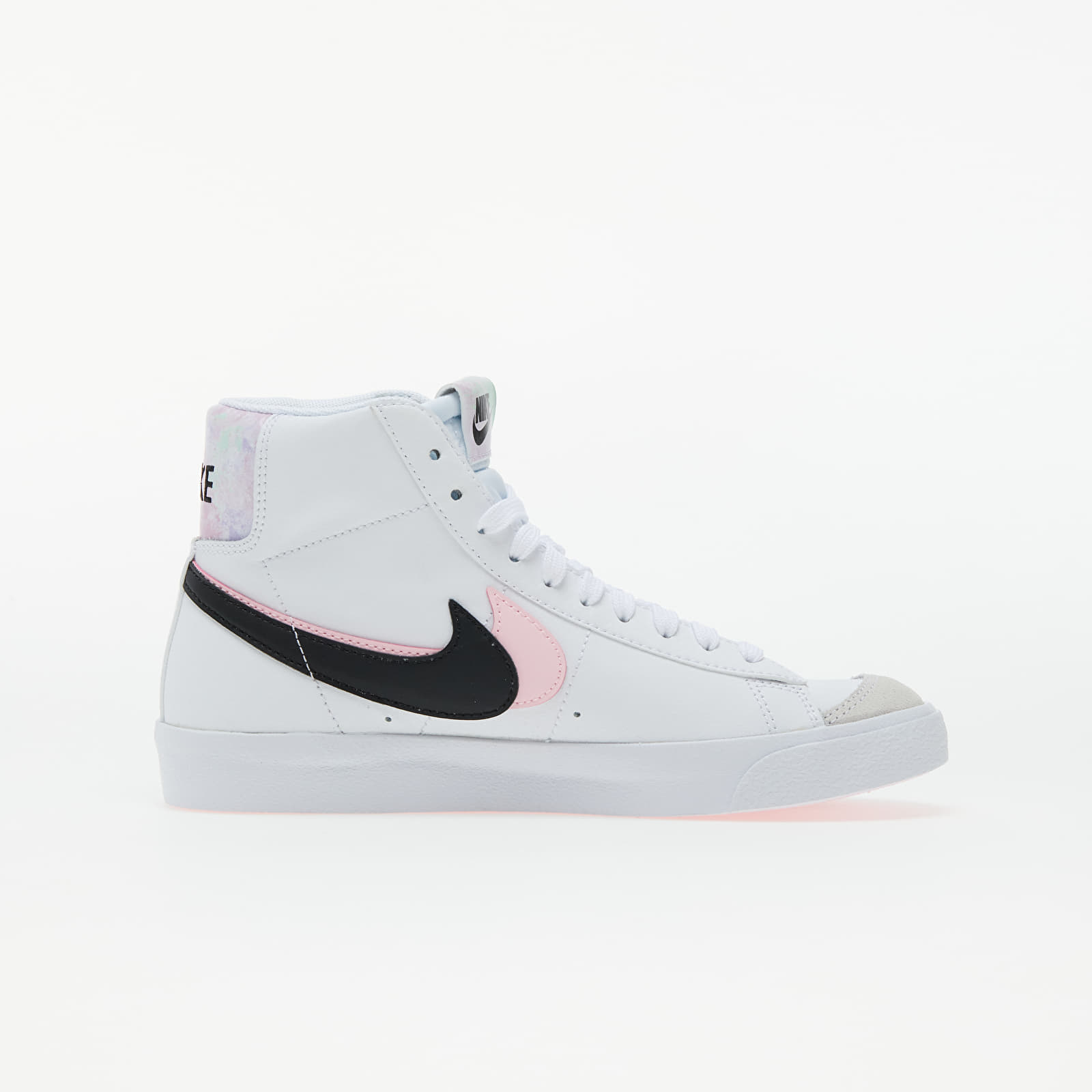 Adidași și încălțăminte pentru copii Nike Blazer Mid '77 SE (GS) White/ Black-Arctic Punch
