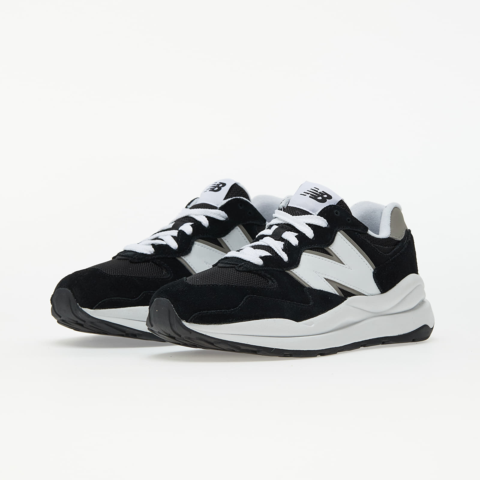 Buty męskie New Balance 57/40 Black/ White