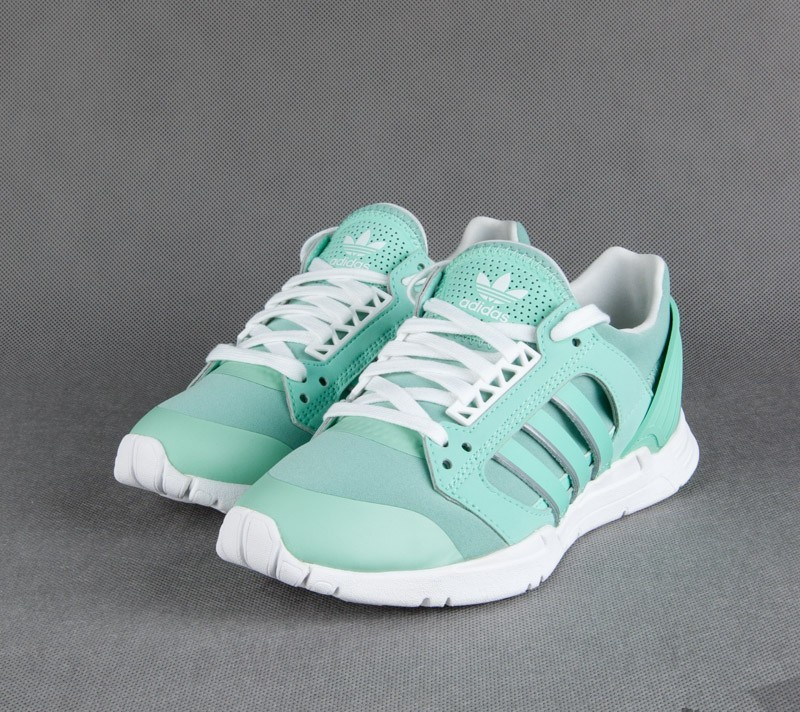 Încălțăminte și sneakerși pentru femei adidas Tech Super Lithe W BahMint/BahMint/RunWhite
