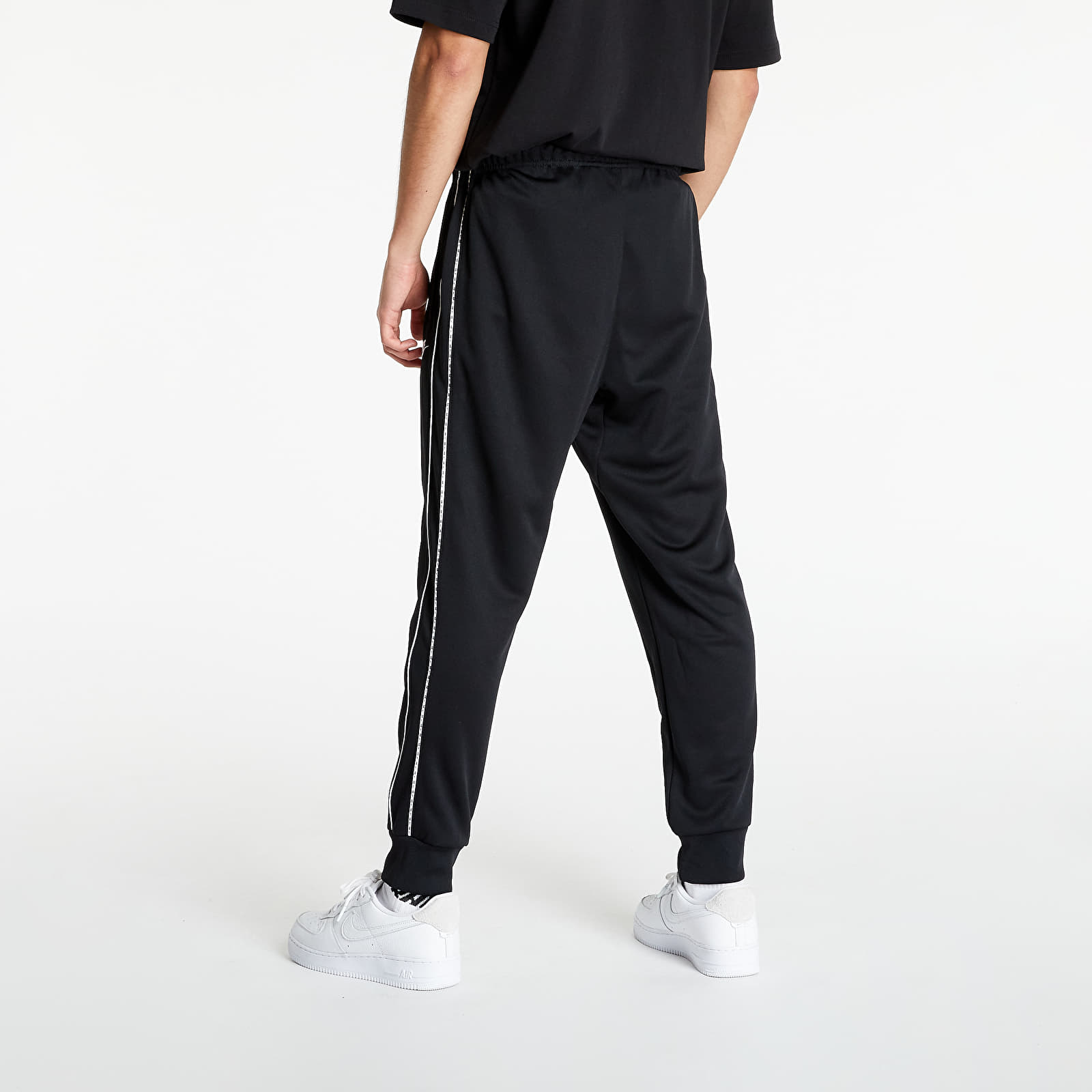 Nike jogger pk hotsell