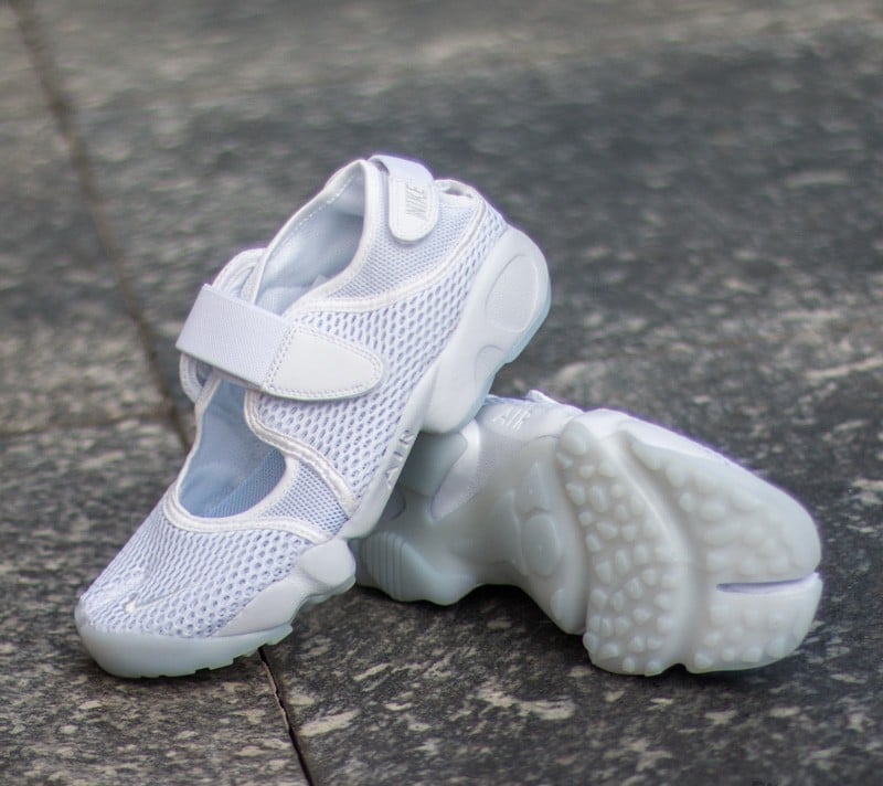 Zapatillas mujer Nike Wmns Air Rift Breathe White/ Pure Platinum