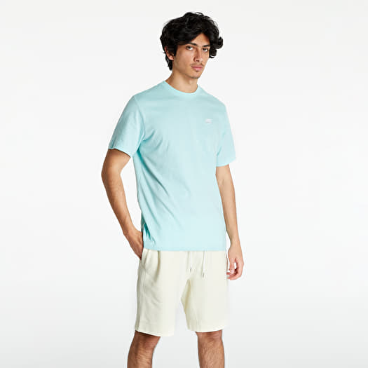 light dew nike shirt