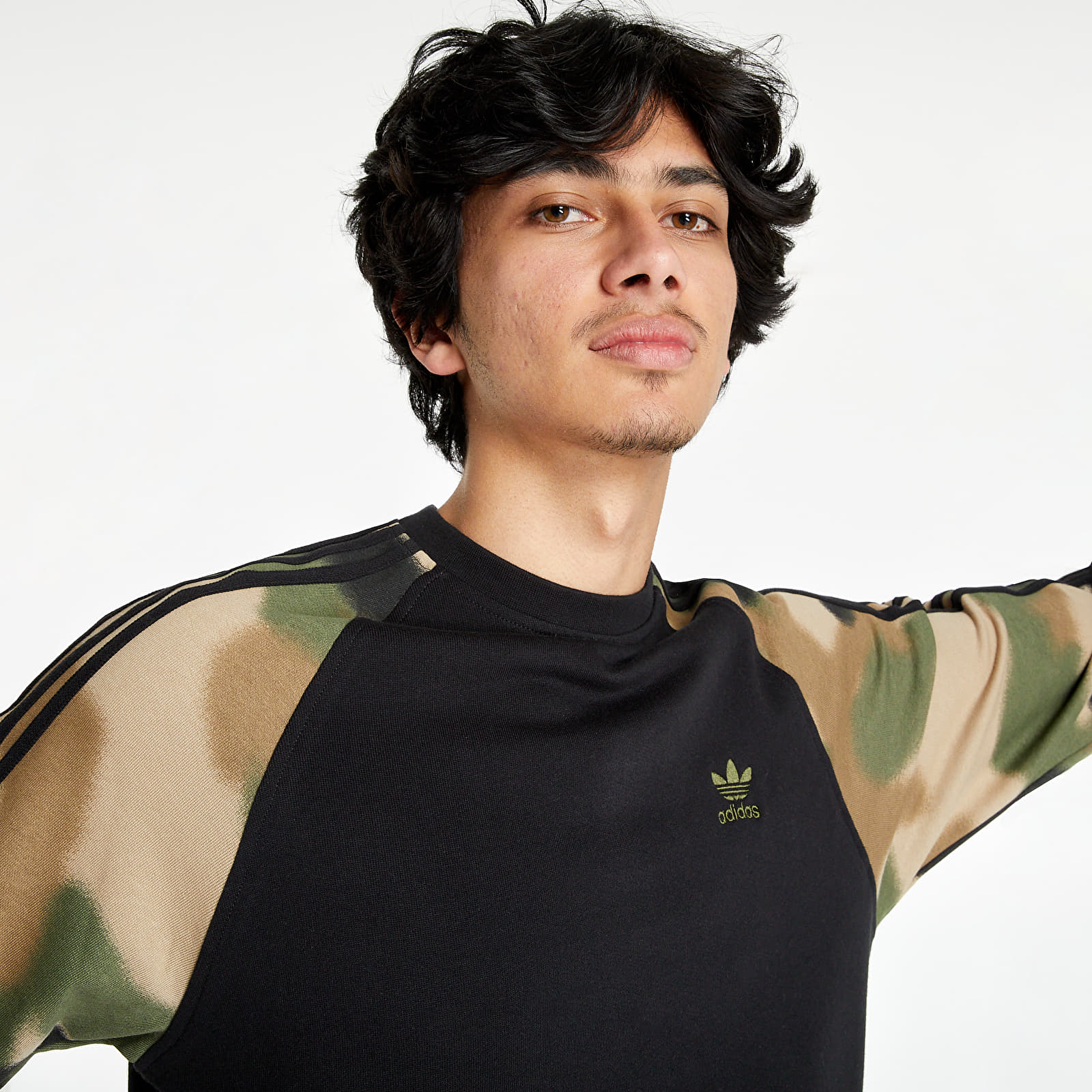 Φούτερ adidas Originals Camo Stripes Crewneck Sweatshirt Black/ Wild Pine/ Multicolor