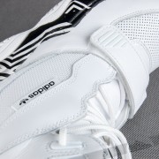 Adidas 2025 fyw reign