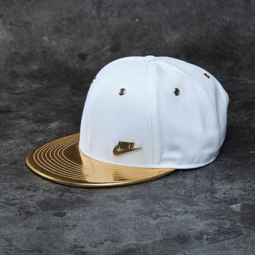 White and gold nike hat hot sale