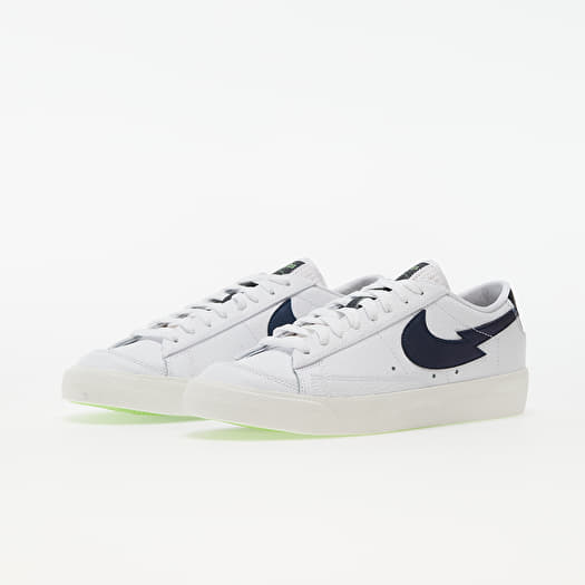 Nike blazer sale low vintage noir