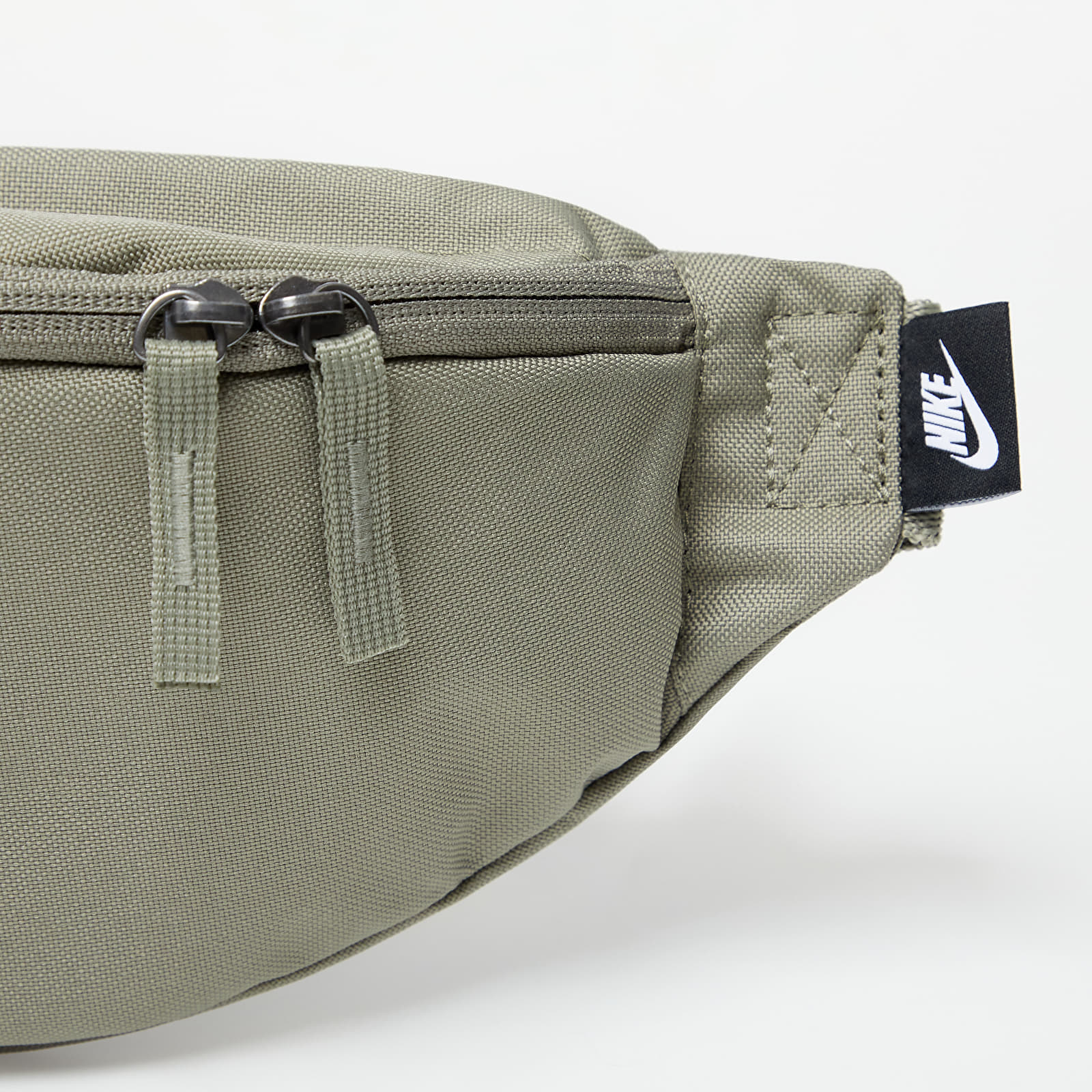 Nike sportswear discount tech hip pack