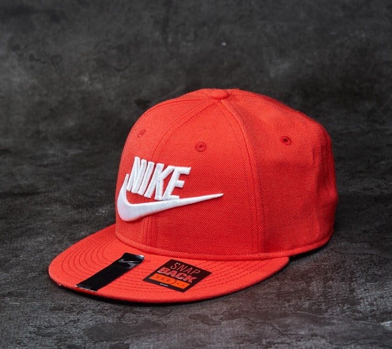 Čepice Nike Futura True-Red Snapback