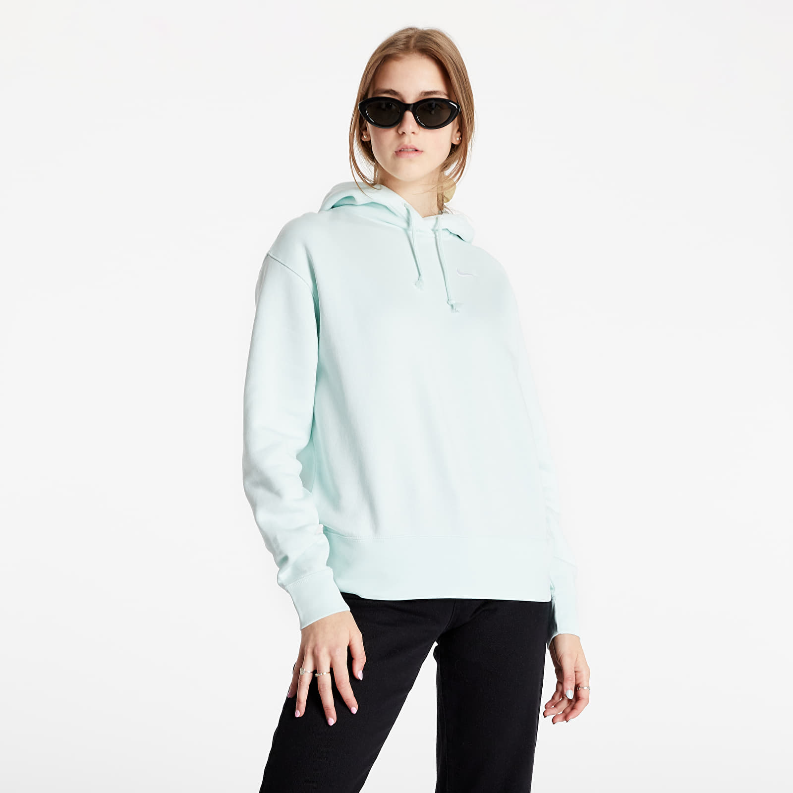 Green nike sweatshirt womens clearance