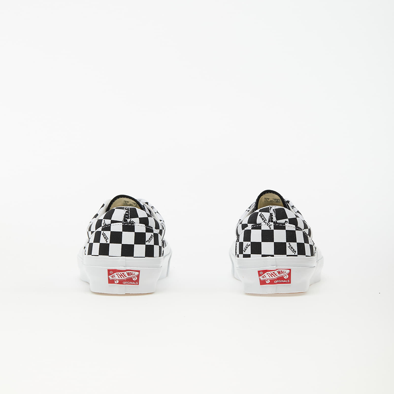 Checkered vans 2024 off the wall