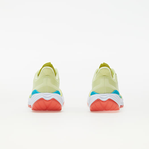 hoka carbon x 2 luminary green