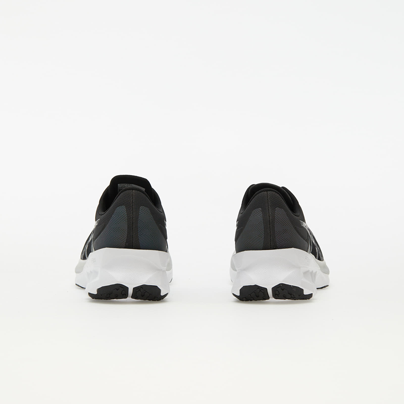 Încălțăminte și sneakerși pentru bărbați Asics Novablast Black/ Carrier Grey