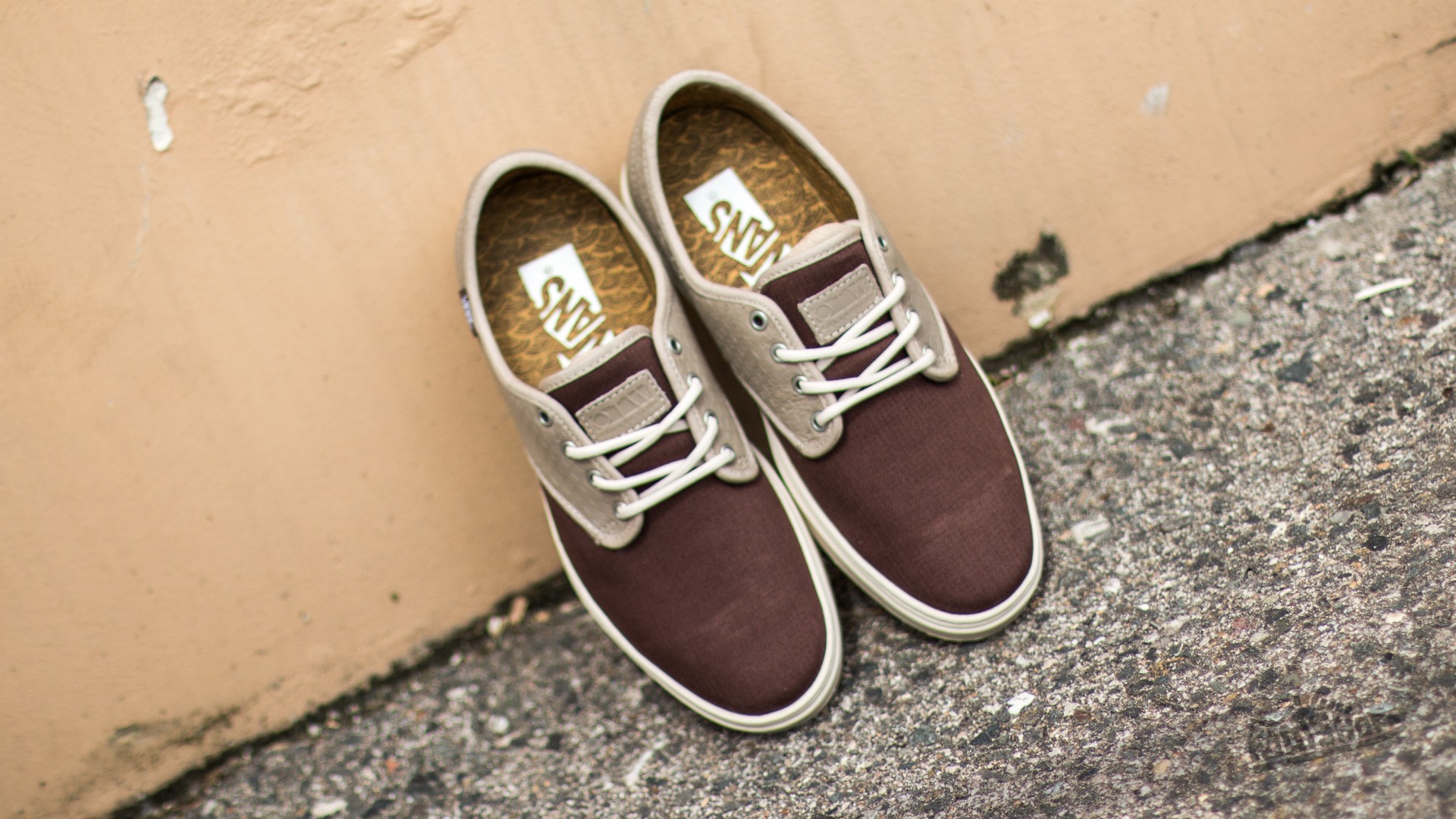 Pánske tenisky a topánky Vans Ludlow (Herringbone) Brown/ Khaki/ Antique