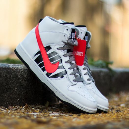 Undefeated dunks shop nike lab