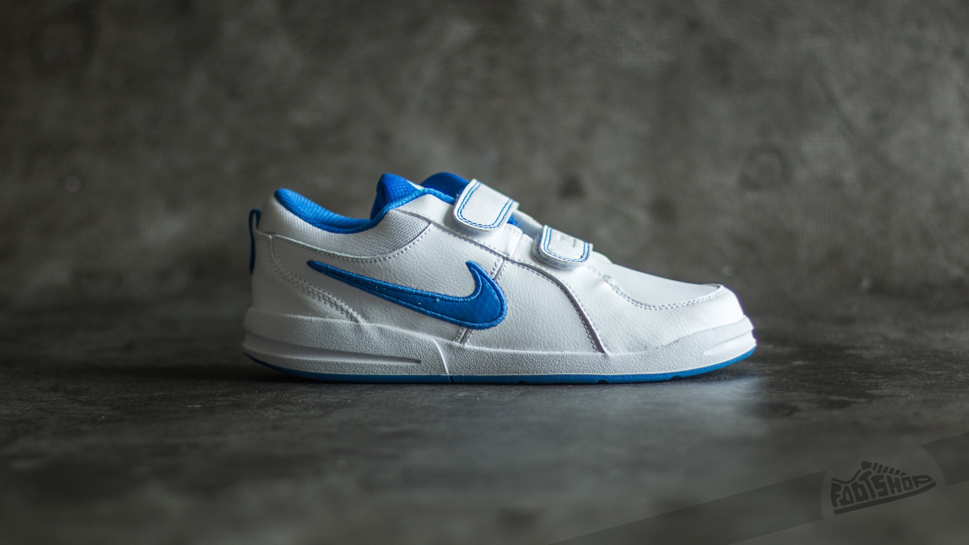 Zapatillas y zapatos para niños Nike Pico 4 (PSV) White/ Hyper Cobalt