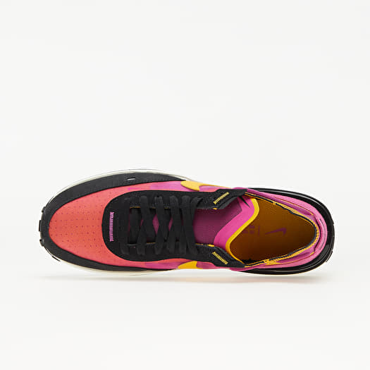 nike waffle one fuschia
