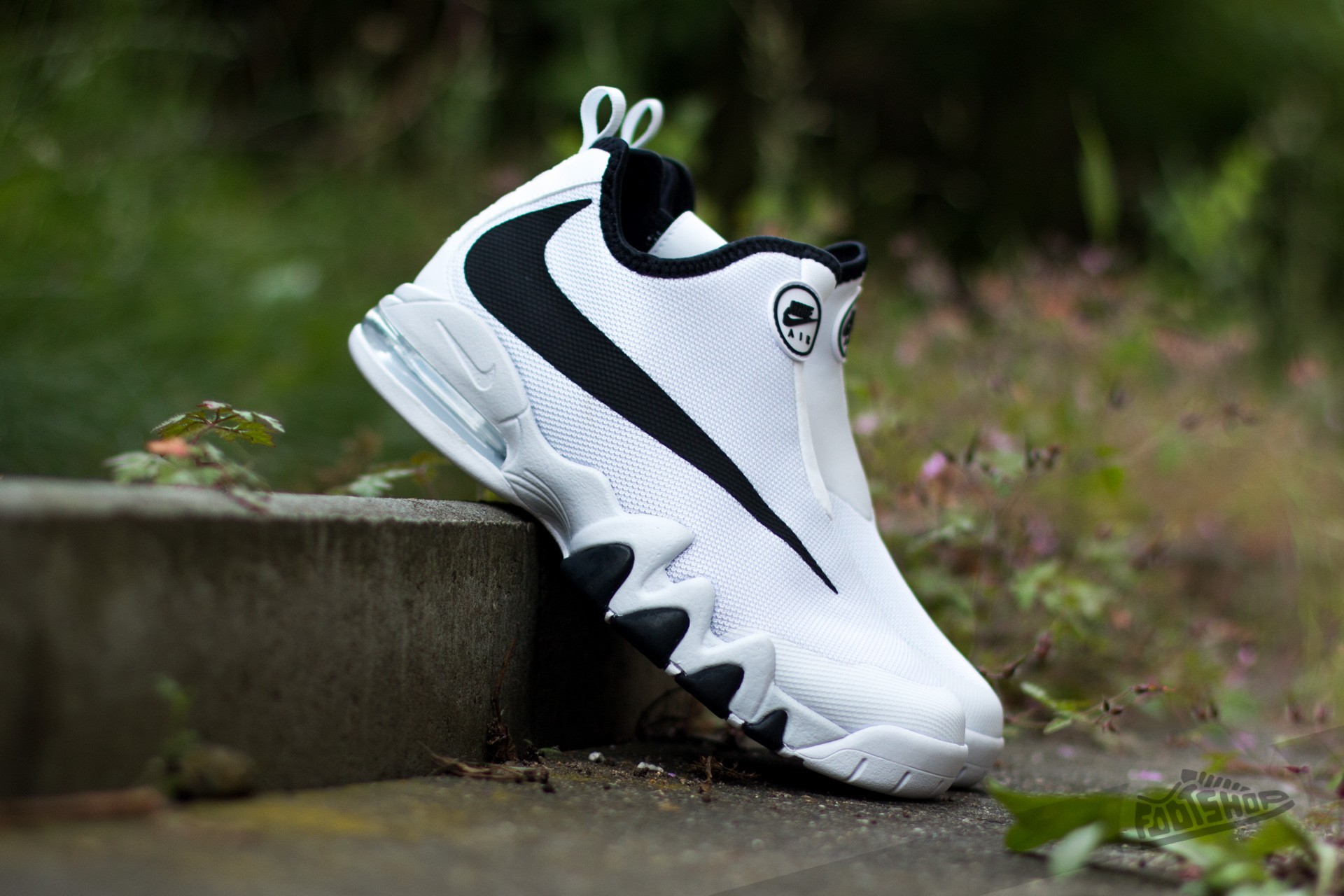 Men's shoes Nike Big Swoosh White/ Black- White