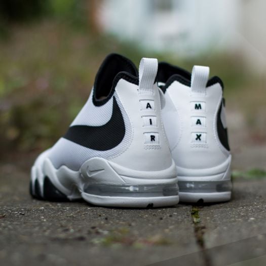 Nike shoes with big swoosh 2025