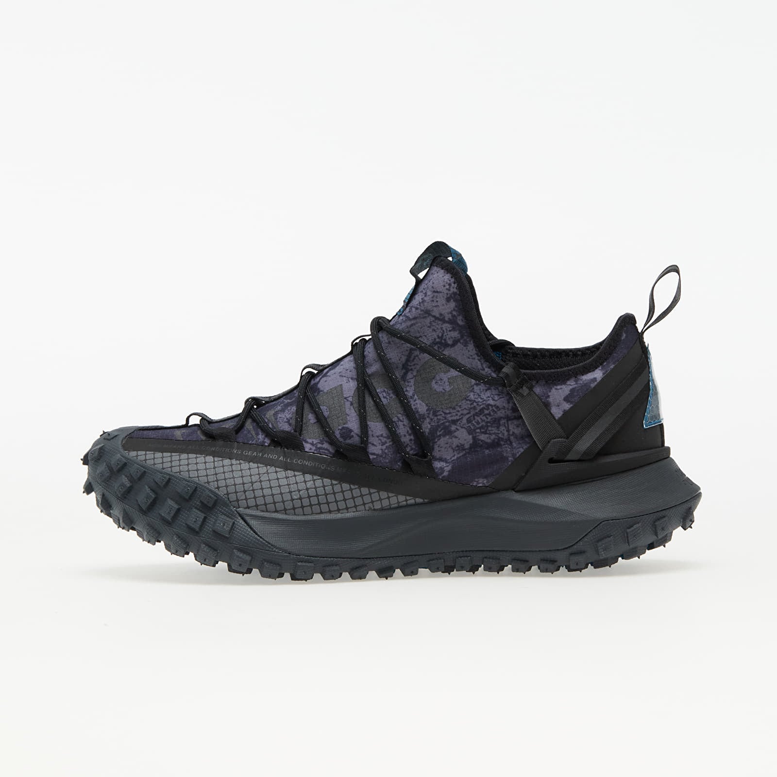 acg mountain fly low black green abyss