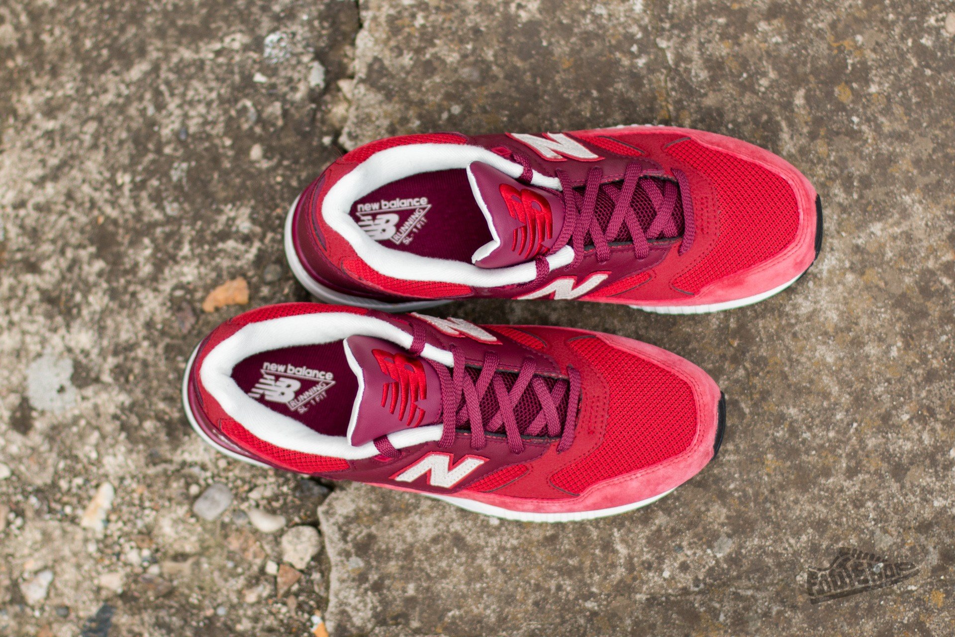 Moški čevlji New Balance M530OXB
