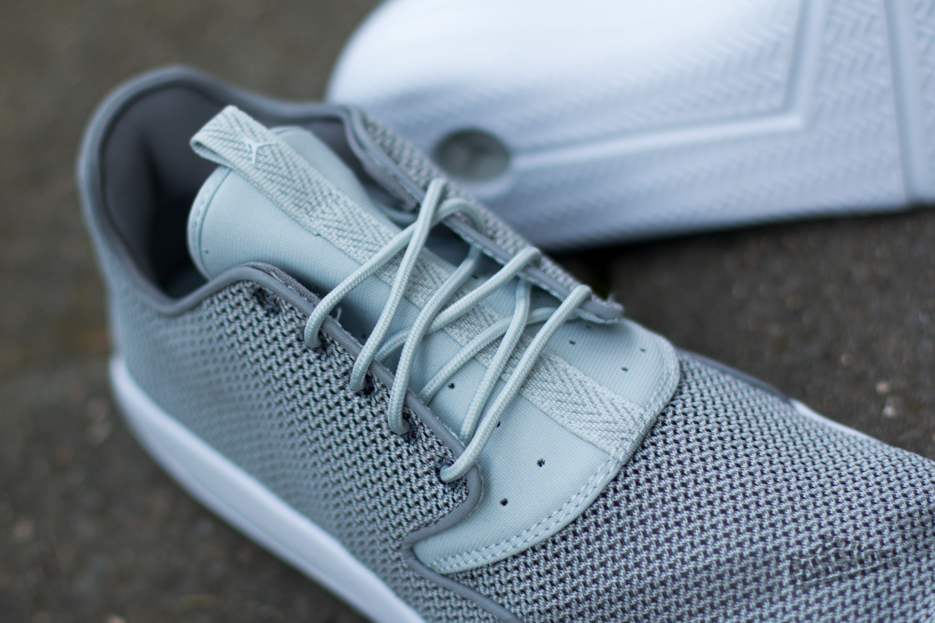 jordan eclipse dust grey