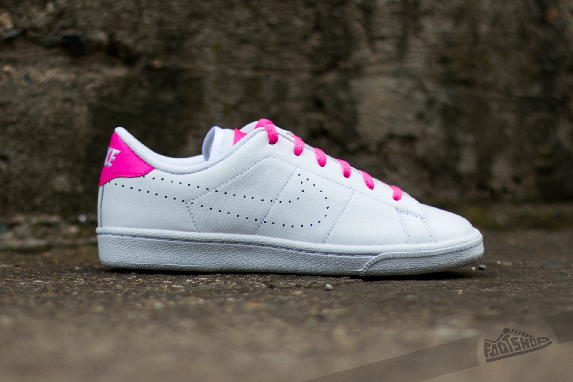 Women's shoes Nike Tennis Classic Premium (GS) White/ White-Pink Blast