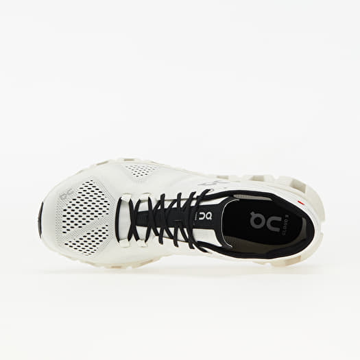 On cloud hotsell discount shoes